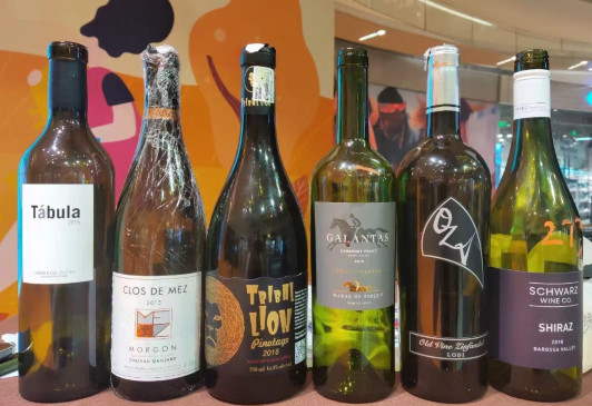珠海上门回收红酒商家 高价回收名庄红酒，拉菲，拉图，奔富，玛歌等红酒